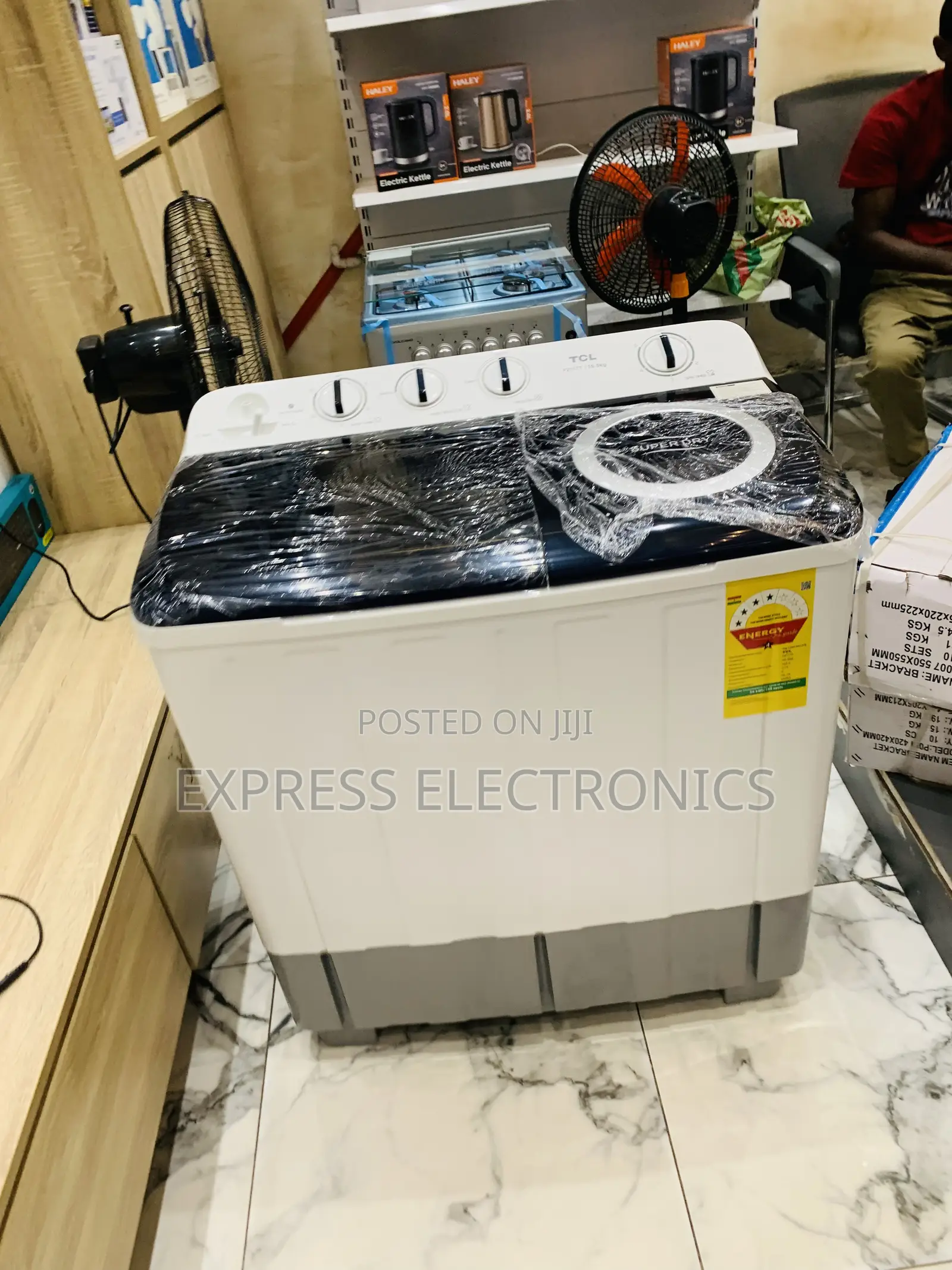 Hand Wash Effect TCL 10.5kg Topload Twintub