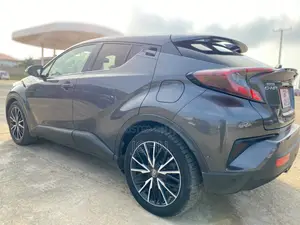 Toyota C-HR XLE Prermium FWD (2.0L 4cyl 2AM) 2018 Gray