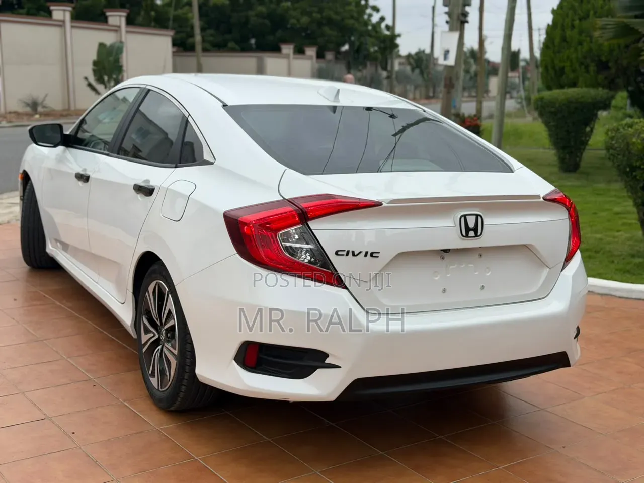 Honda Civic Sport 4dr Hatchback (1.5L 4cyl) 2017 White