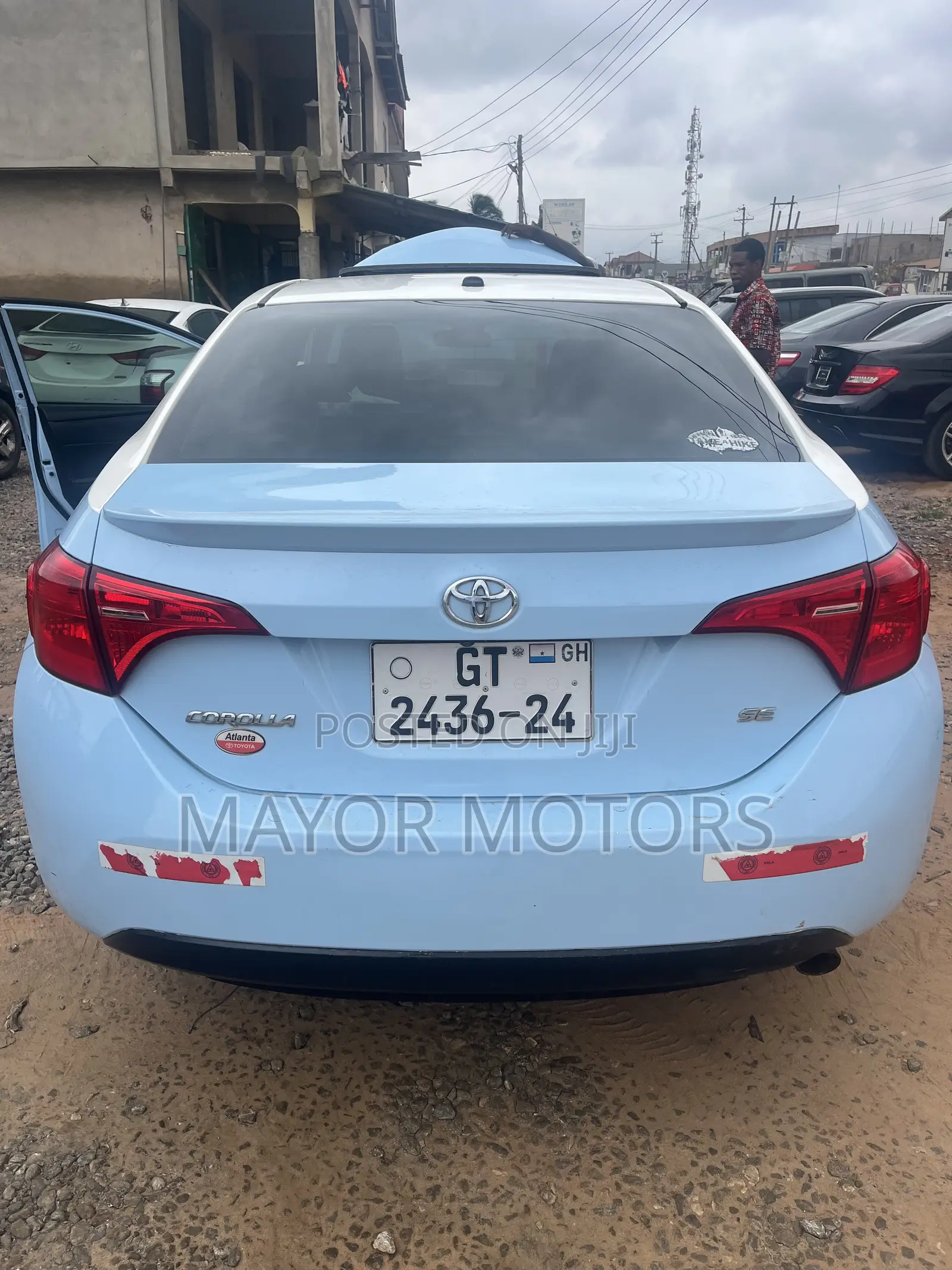 Toyota Corolla SE 4dr Sedan (1.8L 4cyl Manual) 2017 Green