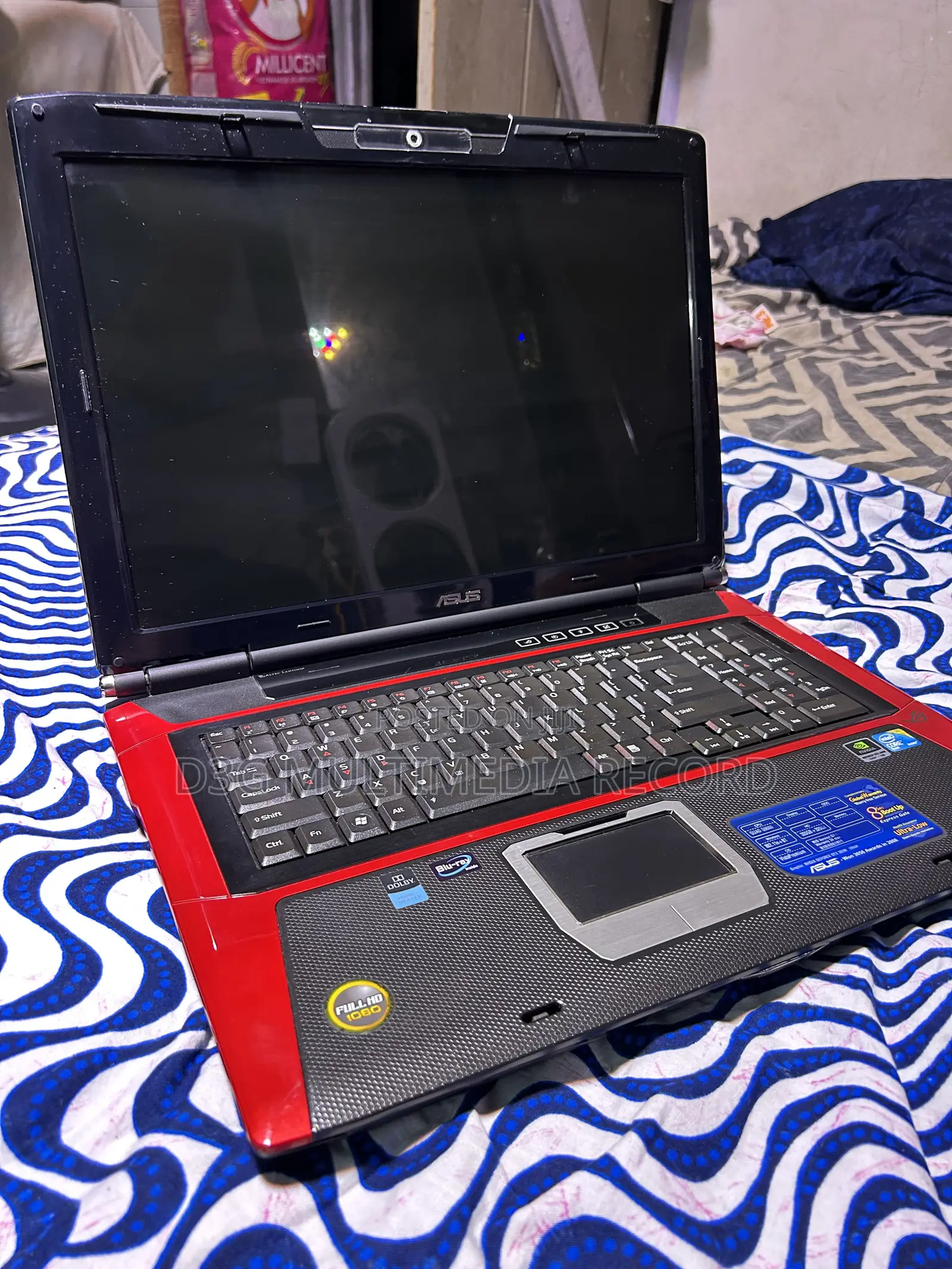 Laptop Asus G71G 8GB Intel Core 2 Quad HDD 500GB