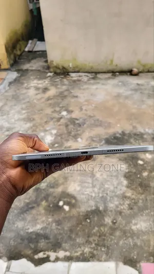 Apple iPad Pro 11 (2022) 128 GB Silver