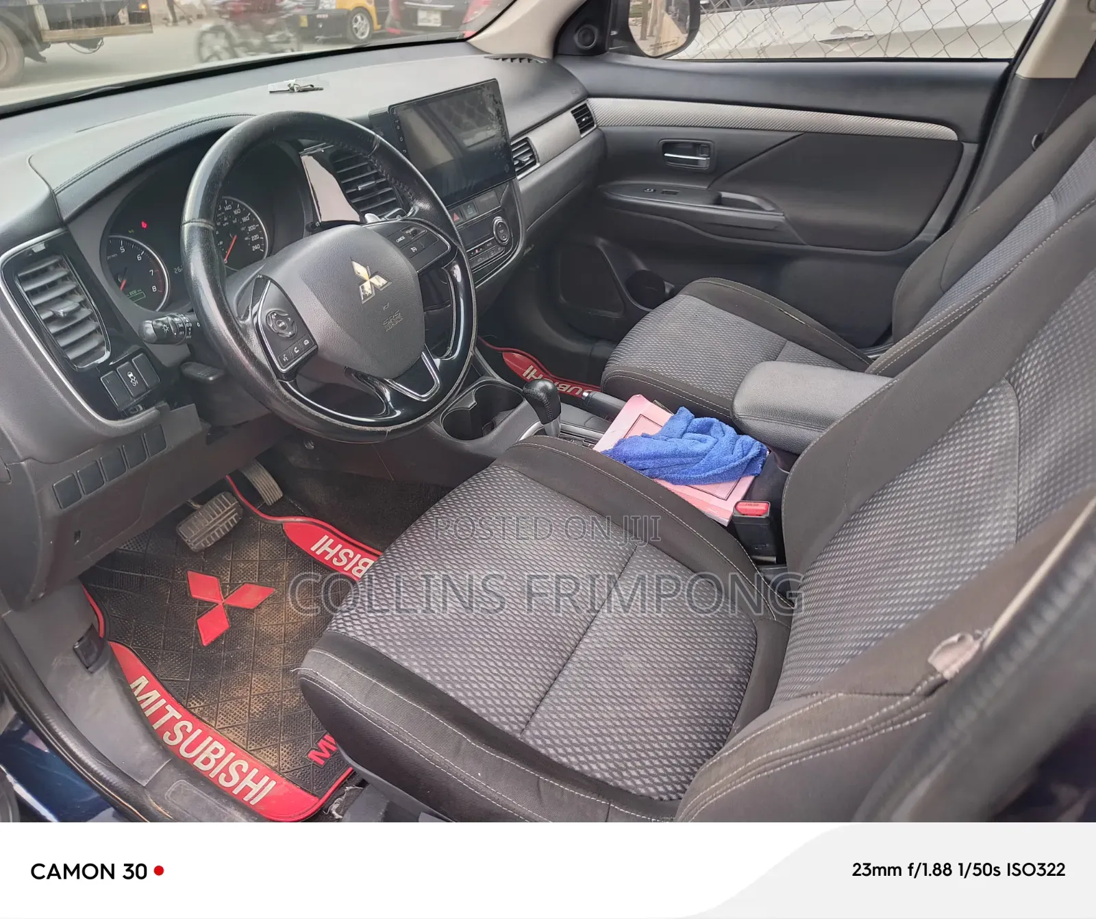 Mitsubishi Outlander 2018 Blue