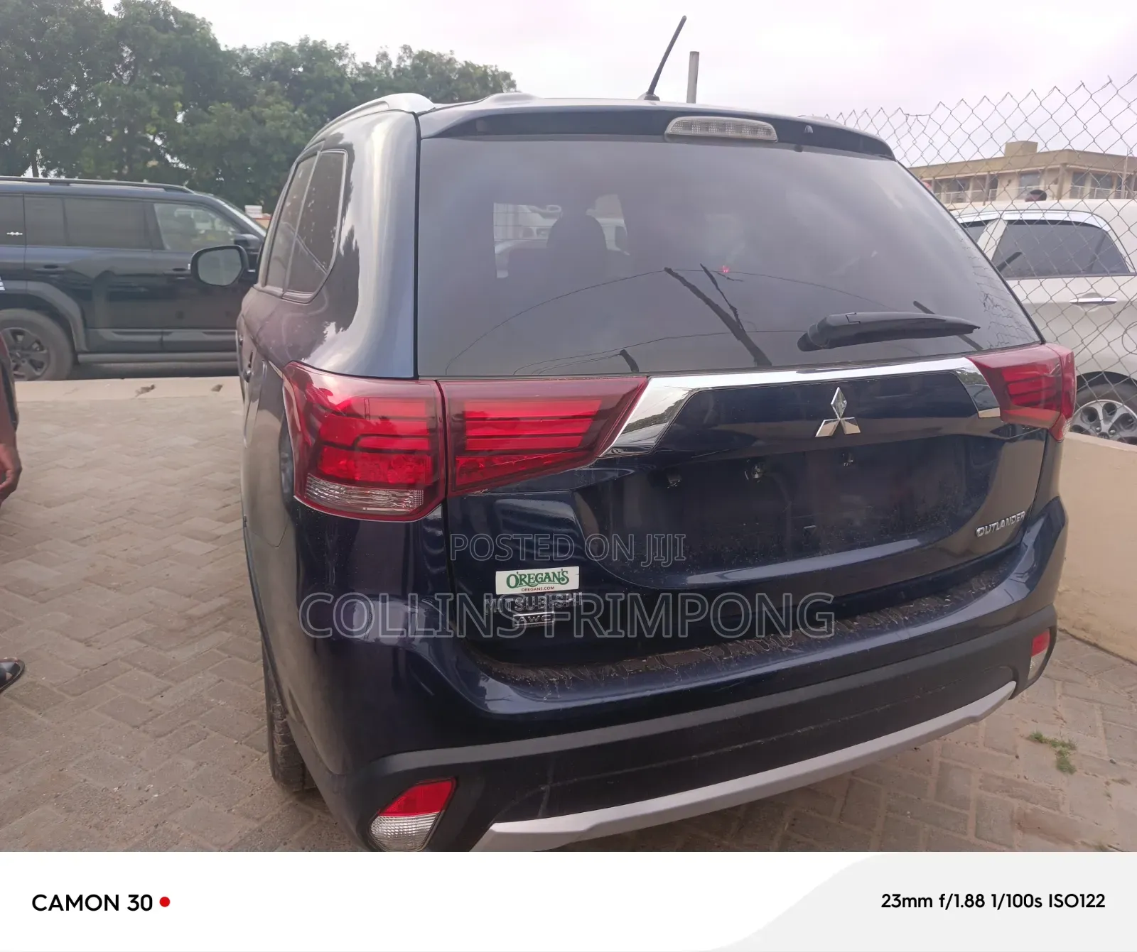 Mitsubishi Outlander 2018 Blue