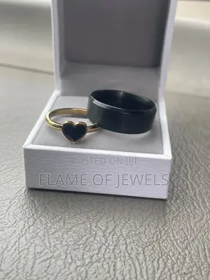 Sweet Heart Couple Rings
