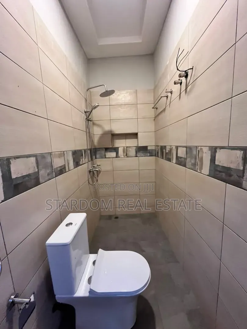 3bdrm Duplex in Oyarifa, Ghana Flag for rent