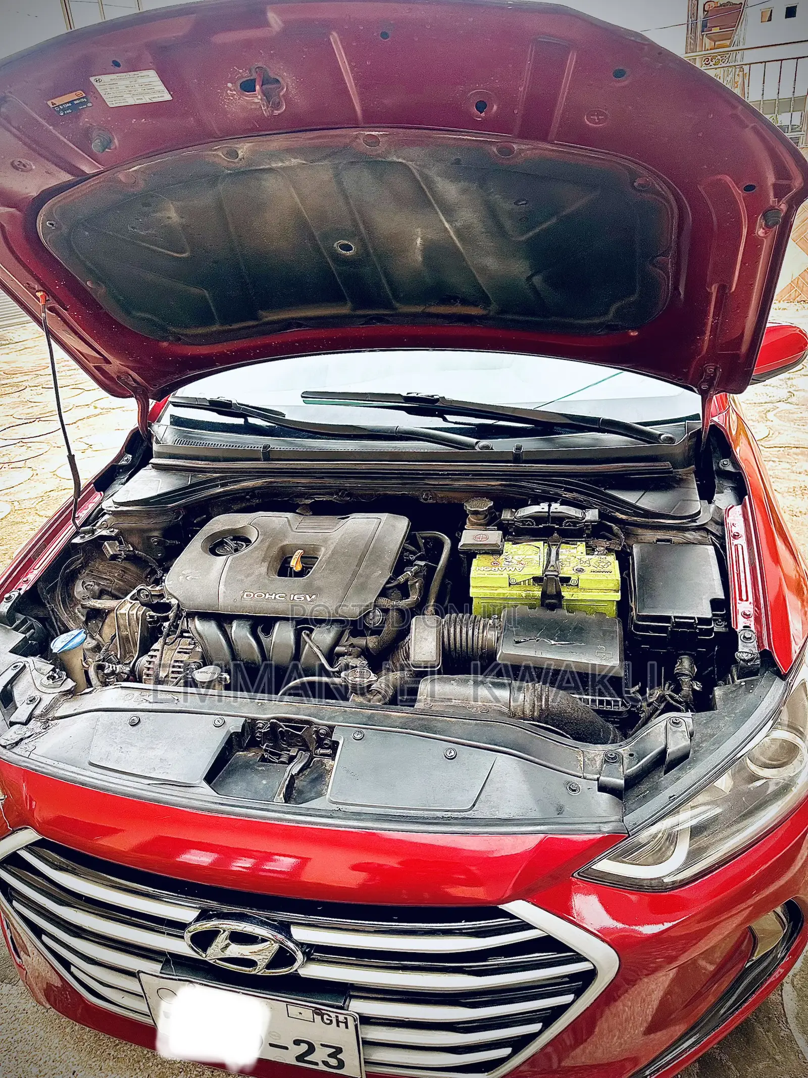 Hyundai Elantra Limited Sedan FWD (2.0L 4cyl 6A) 2017 Red