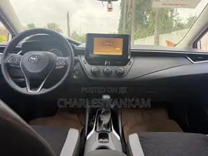 Toyota Corolla LE 2024 White