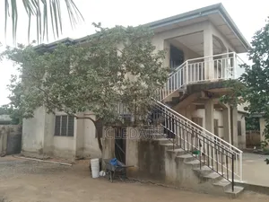3bdrm Apartment in Amrahia for rent