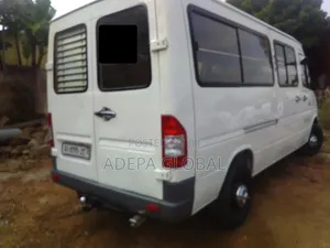 Mercedes-Benz Sprinter 2021 White
