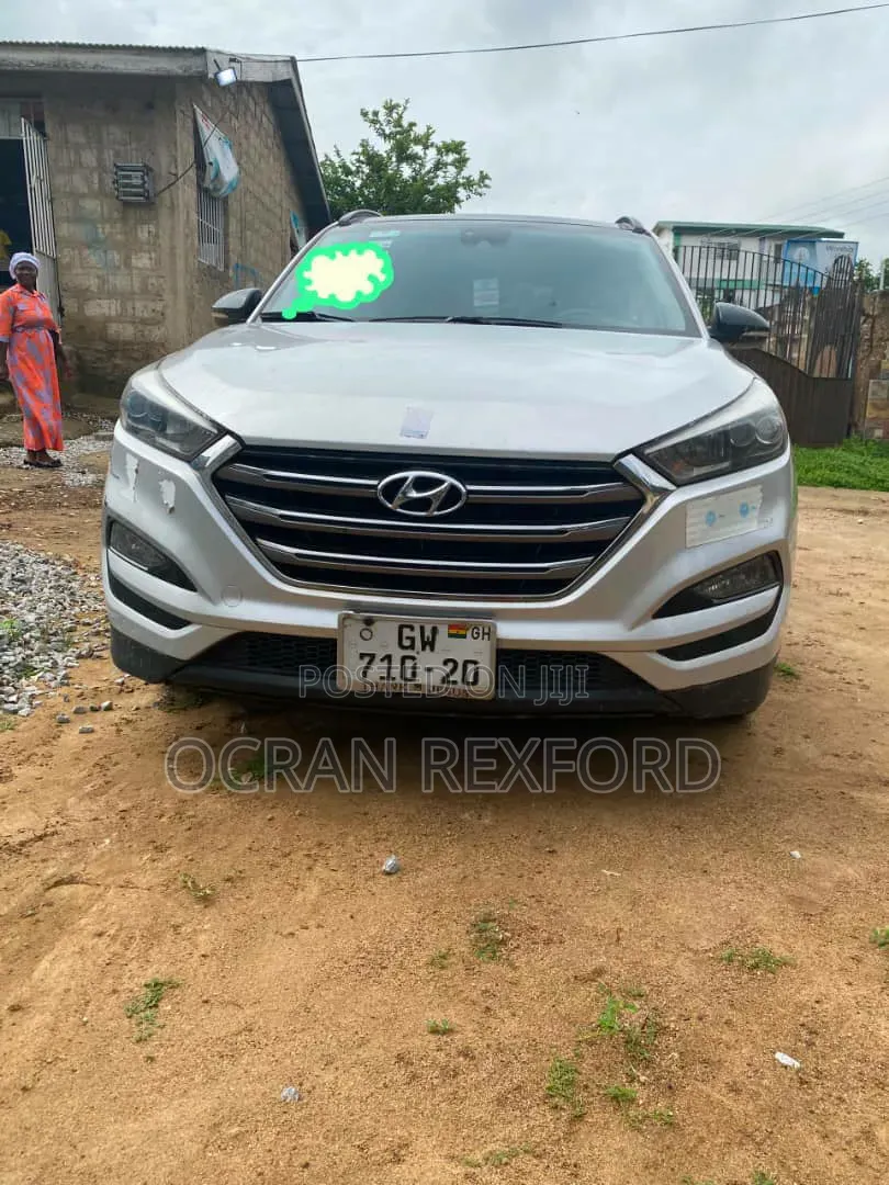 Hyundai Tucson 2016 Silver