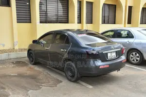 Toyota Yaris 1.5 Automatic 2009 Gray