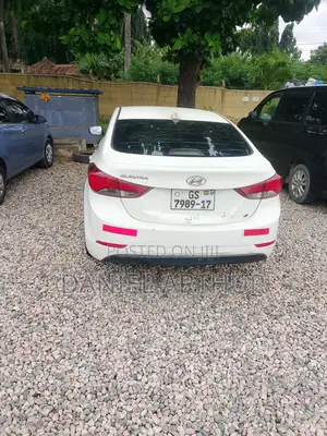 Hyundai Elantra Limited 4dr Sedan (1.8L 4cyl 6A) 2015 White