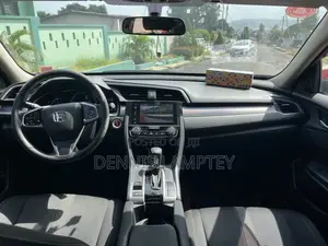 Honda Civic 2017 Red