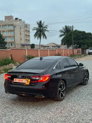 Honda Accord Sport (2.0L 4cyl Turbo 10A) 2019 Black