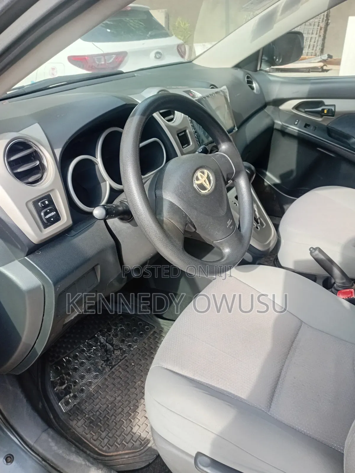 Toyota Matrix 2009 Gray