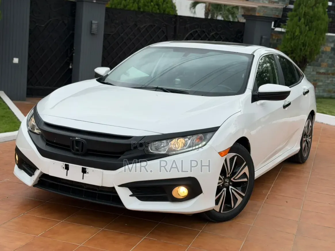 Honda Civic Sport 4dr Hatchback (1.5L 4cyl) 2017 White