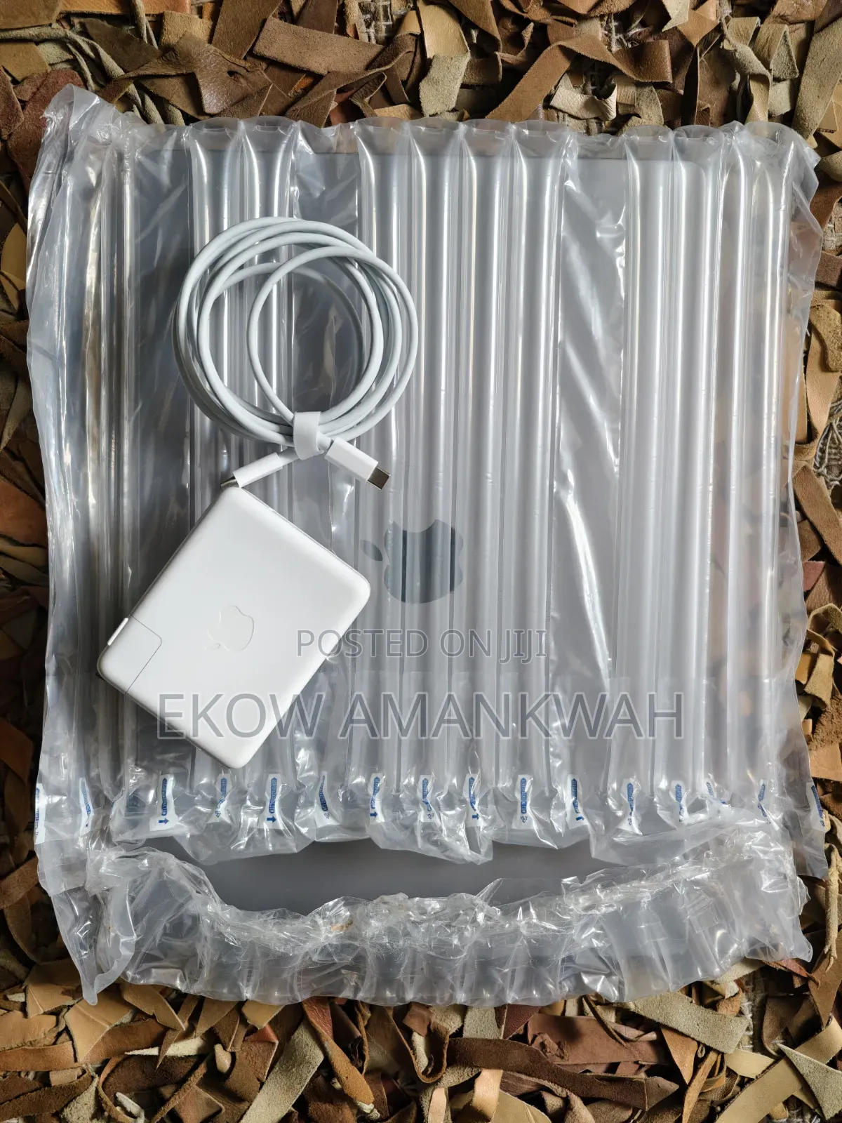 Laptop Apple MacBook Pro 2021 M1 16GB Apple M1 Pro SSD 1T