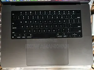 Laptop Apple MacBook Pro 2021 M1 16GB Apple M1 Pro SSD 1T