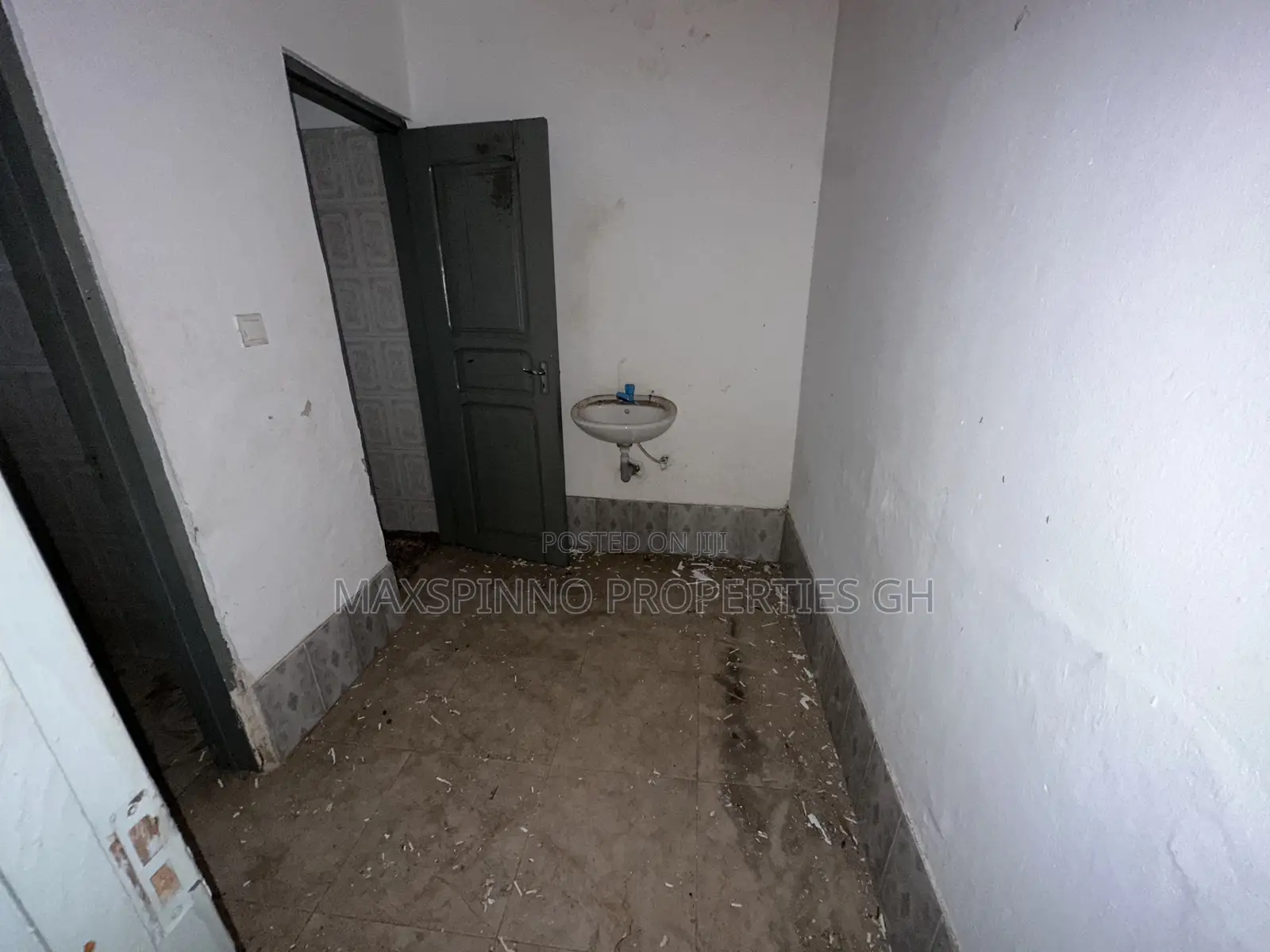 2bdrm Apartment in Maxspinno Properties, Little Roses Area for rent