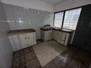 2bdrm Apartment in Maxspinno Properties, Little Roses Area for rent