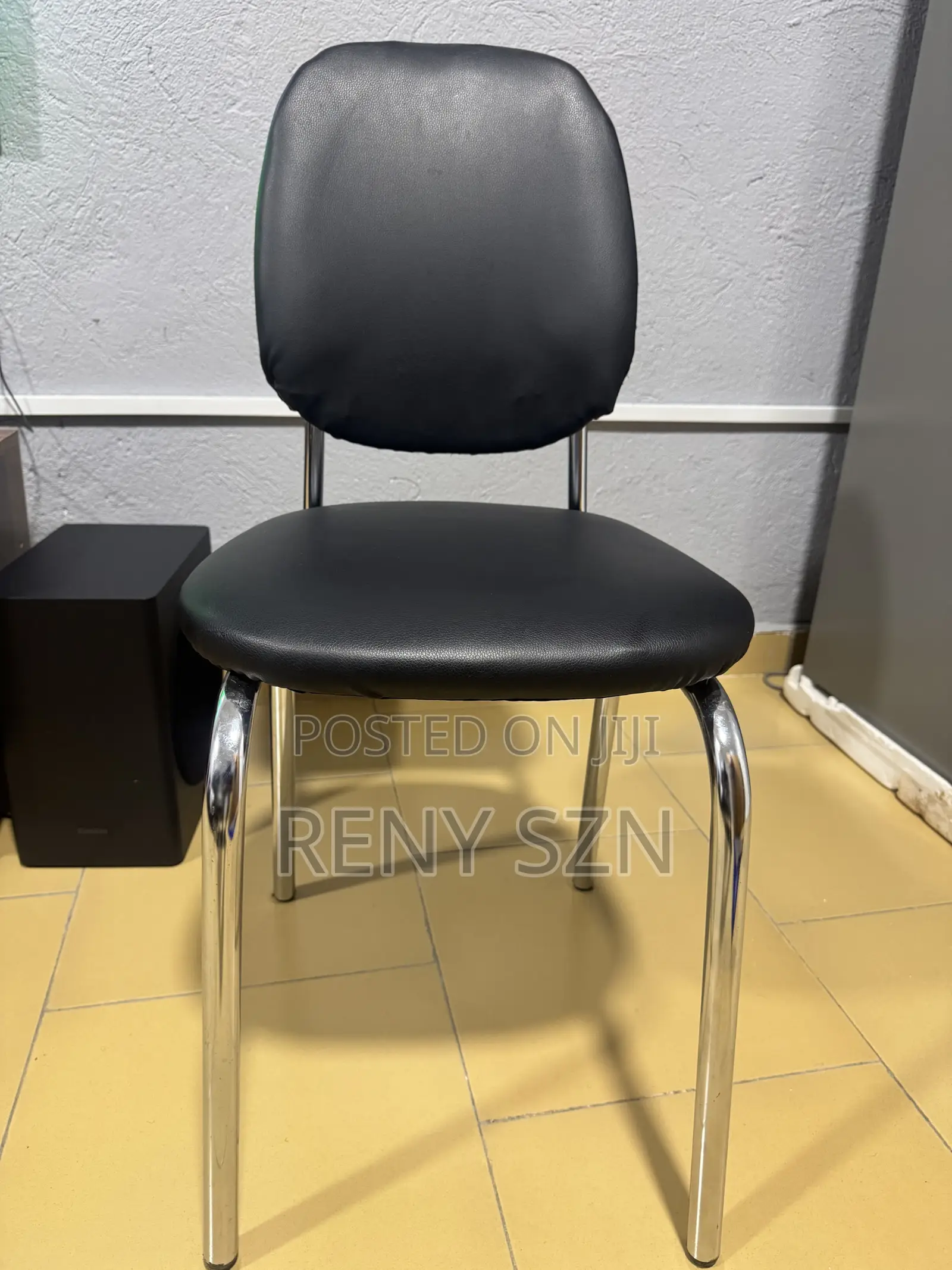Black Leather Guest Chair