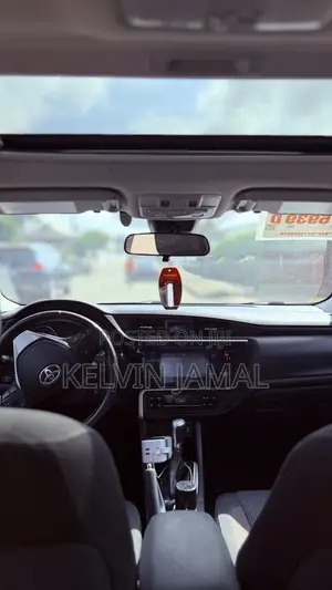 Toyota Corolla LE Eco (1.8L 4cyl 2A) 2019 Red