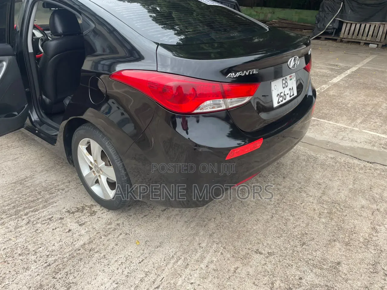 Hyundai Avante 2013 Black