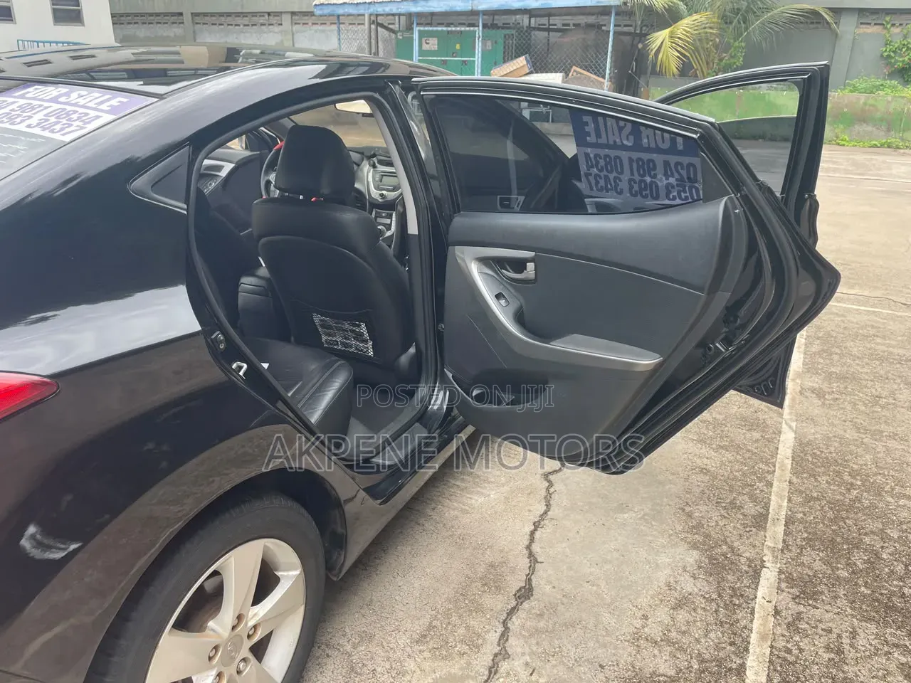 Hyundai Avante 2013 Black
