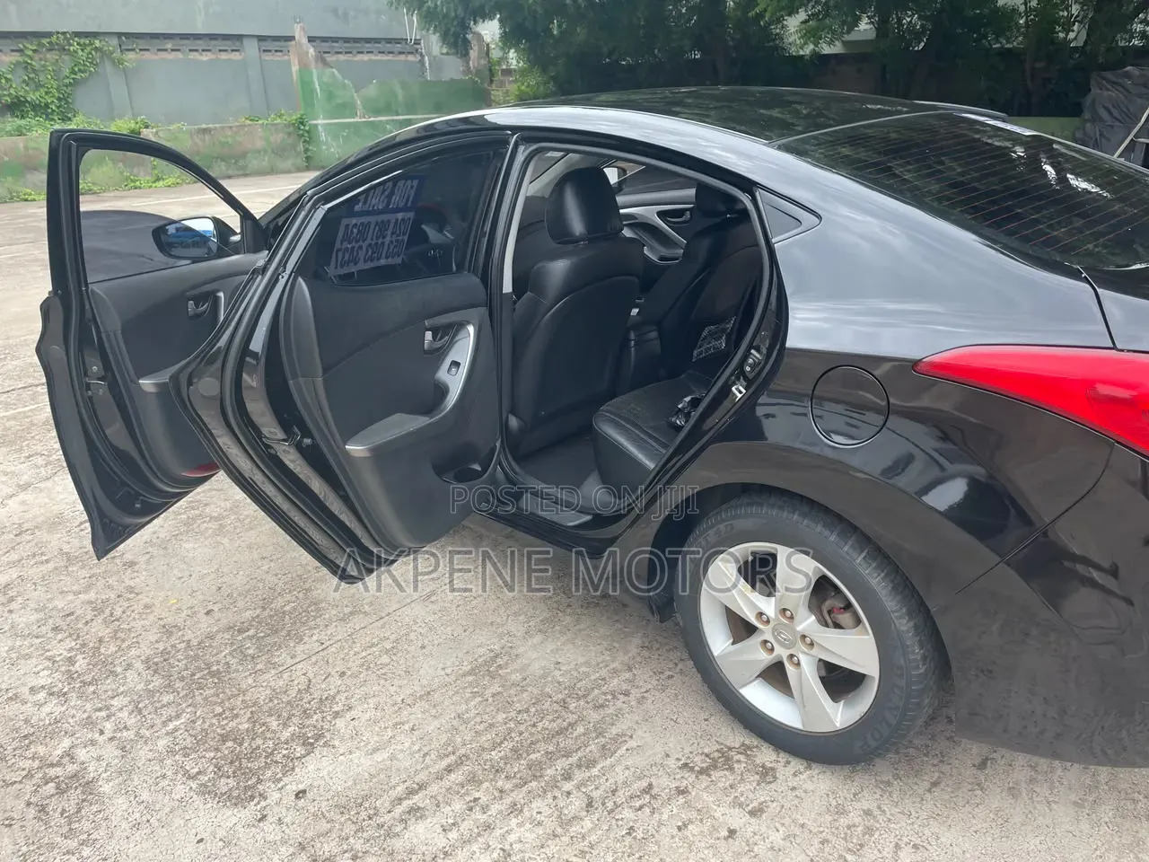 Hyundai Avante 2013 Black