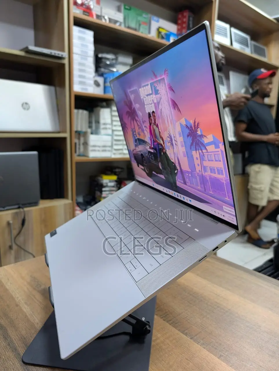 Laptop Dell XPS 16 9640 16GB Intel Core Ultra 7 SSD 1T