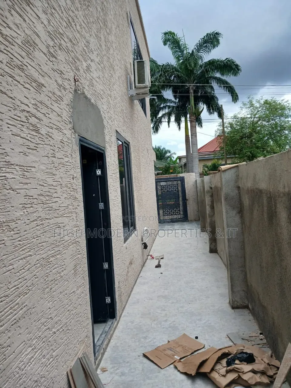 4bdrm House in Klagon, Baatsona Total for rent