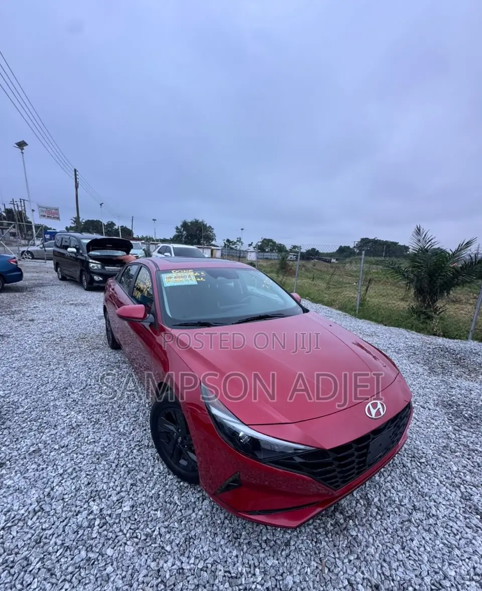 Hyundai Elantra 2021 Red