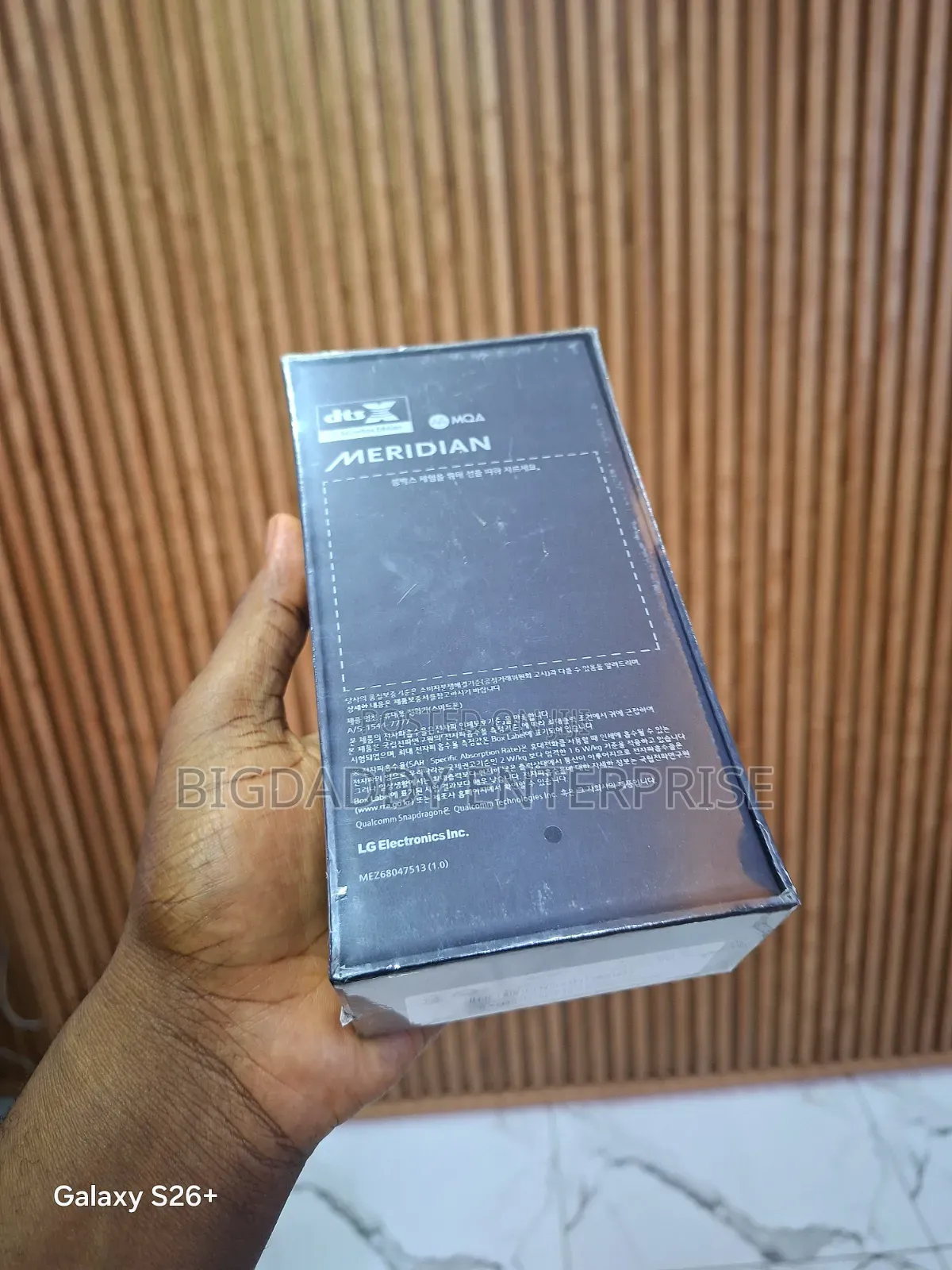 New LG G8 Thinq 128 GB Black