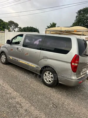 Hyundai Starex 2012 Grey