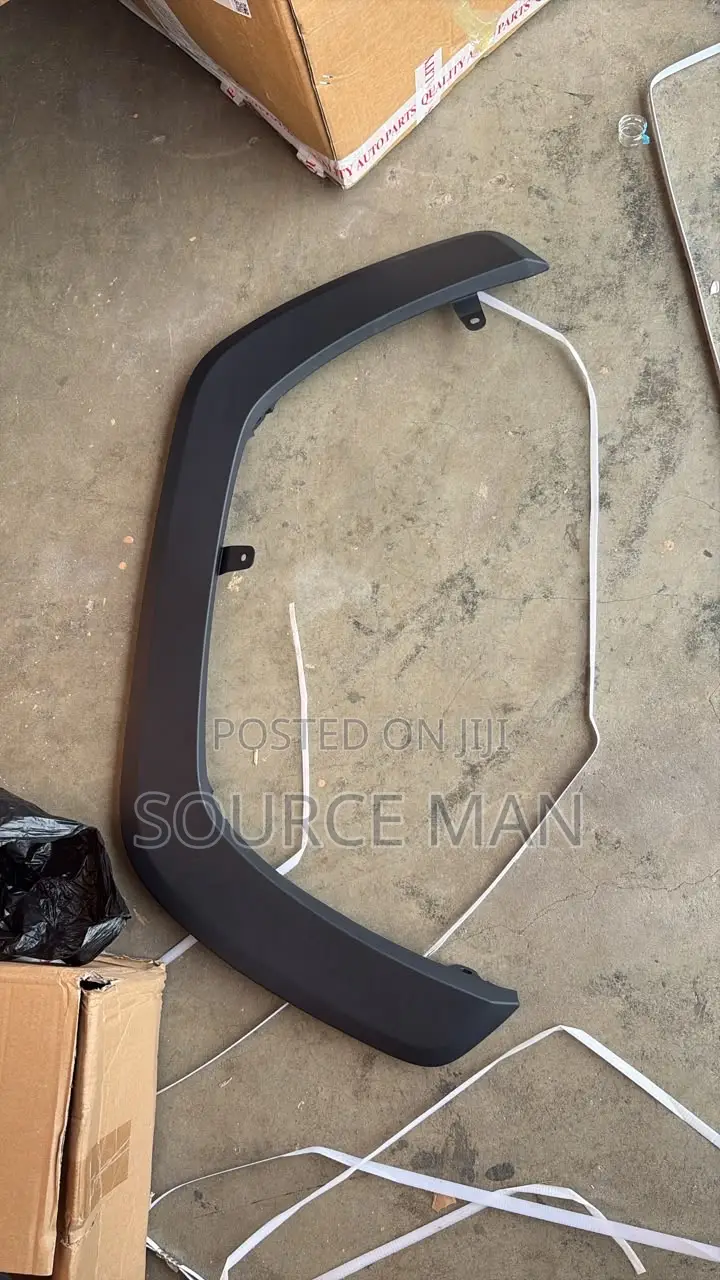 TOYOTA RAV4 2019 2020 2021 2022 2023 2024 Fender Moulding