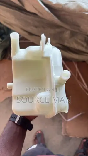 CR-V 2016 2017 2018 2019 2020 2021 2022 Reservoir Tank Bottle