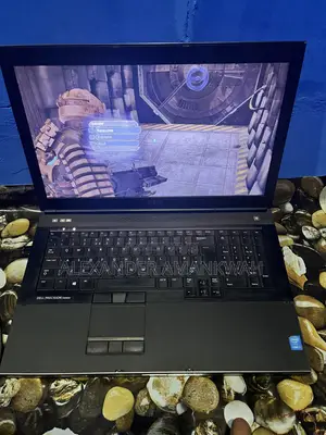 Laptop Dell Precision M6800 12GB Intel Core i7 SSD 256GB