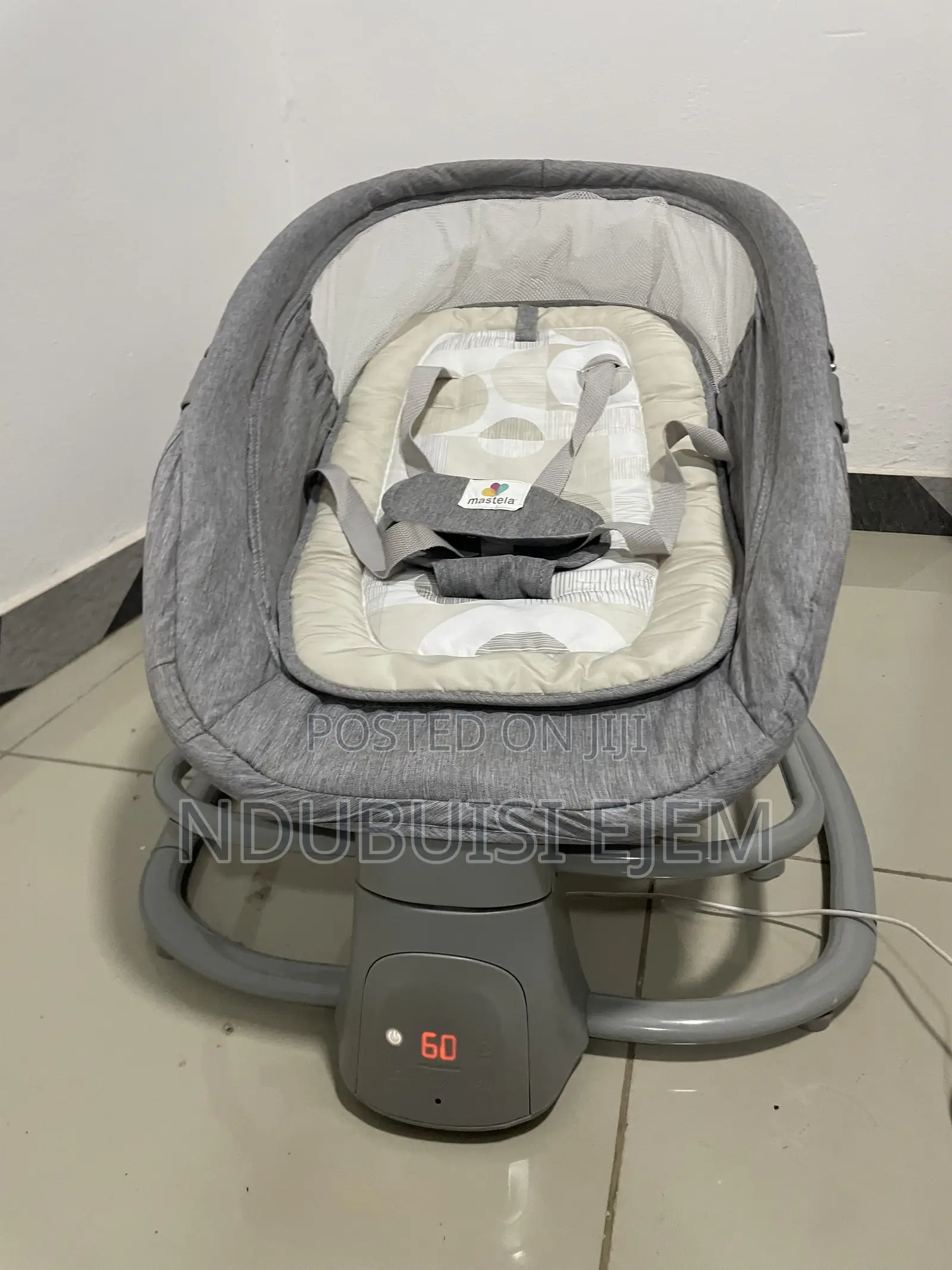 Electronic Baby Rocker/Swinger