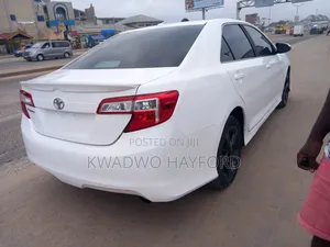 Toyota Camry 2014 White