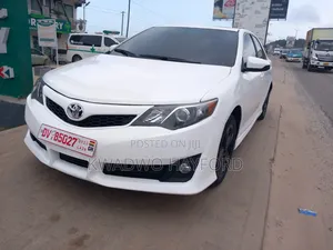 Toyota Camry 2014 White