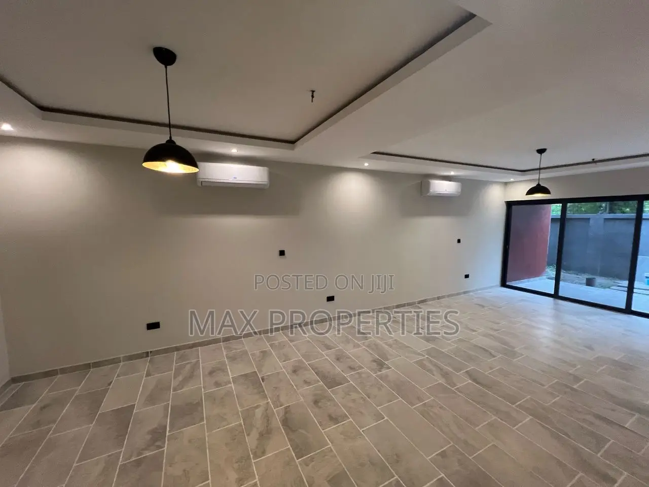 4bdrm Townhouse / Terrace in Tema Metropolitan for rent