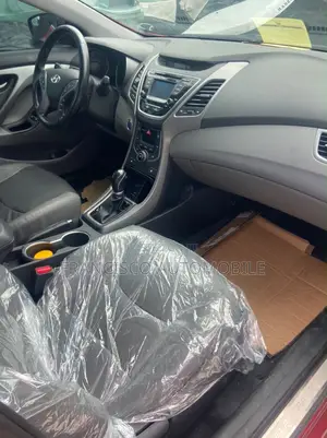 Hyundai Elantra Limited 4dr Sedan (1.8L 4cyl 6A) 2015 Red