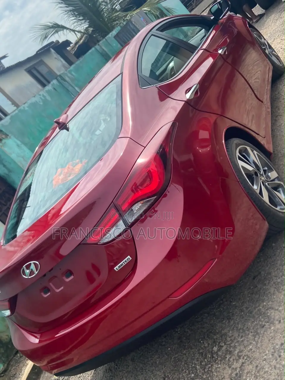 Hyundai Elantra Limited 4dr Sedan (1.8L 4cyl 6A) 2015 Red