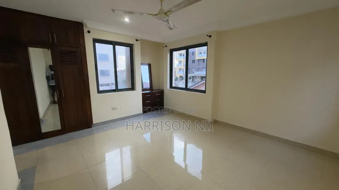3bdrm Apartment in Adjiriganor, Otano for rent