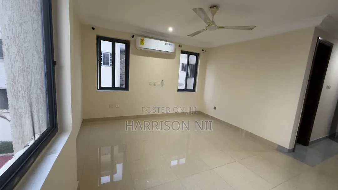 3bdrm Apartment in Adjiriganor, Otano for rent