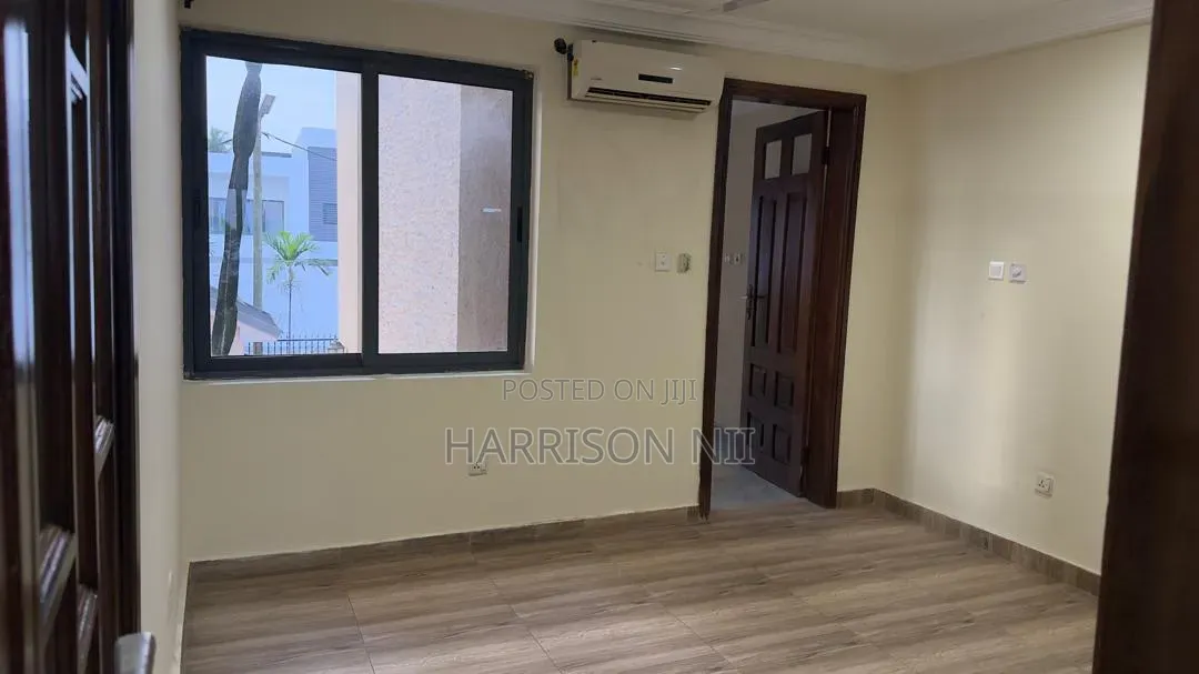 3bdrm Apartment in Adjiriganor, Otano for rent