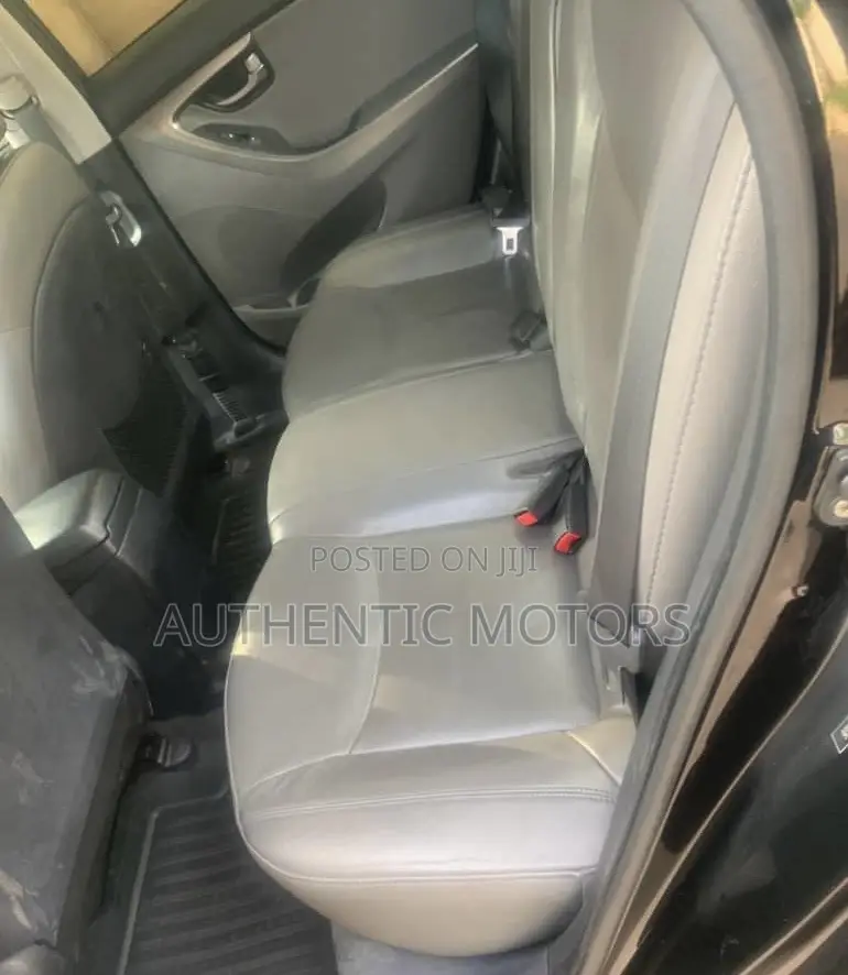 Hyundai Elantra GLS Sedan FWD (1.8L 4cyl 6A) 2013 Black