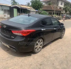 Hyundai Elantra GLS Sedan FWD (1.8L 4cyl 6A) 2013 Black
