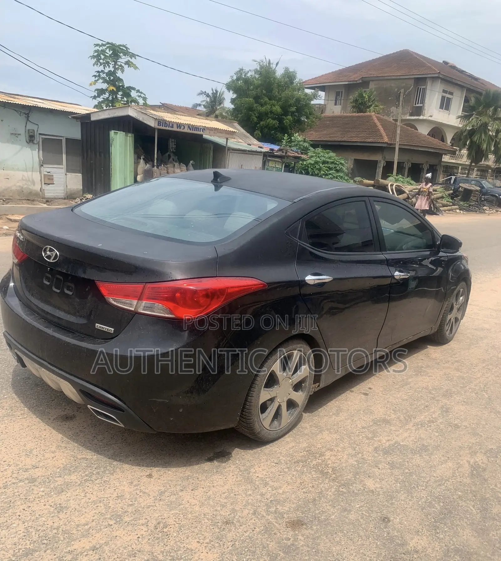 Hyundai Elantra GLS Sedan FWD (1.8L 4cyl 6A) 2013 Black